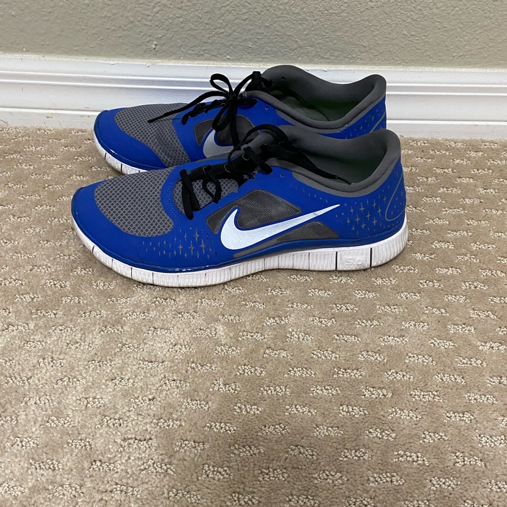 EUC Nike free run 5.0 mens size 11